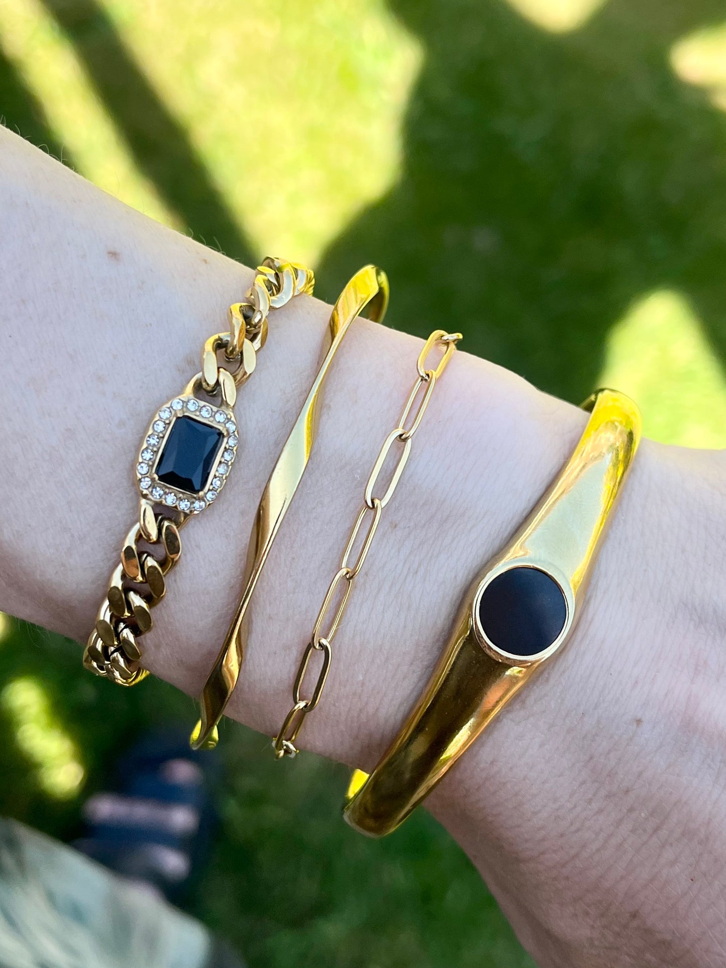 Gold Shell Bangle